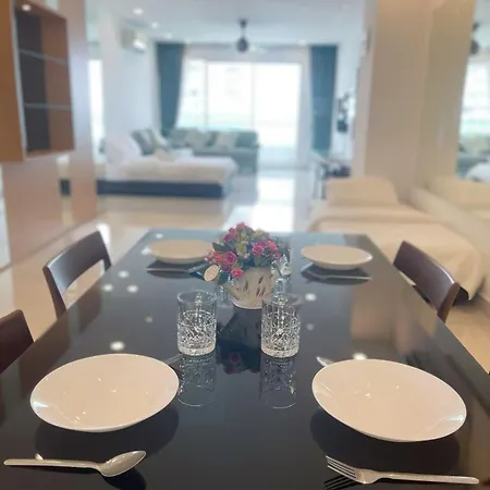 Appartement Mansion One 2R2B Seaview Up To 10 Pax